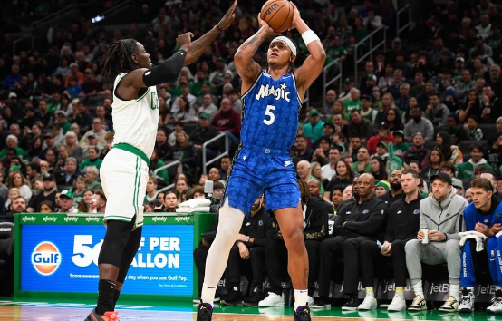NBA新闻动态直播